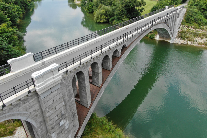 Instandsetzung der denkmalgeschützten Stampfbetonbrücke Illerbeuren