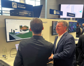 Bayerns Bauminister Christian Bernreiter auf der BIM World Munich 2025. Foto: StMB