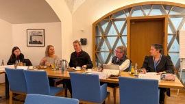 Valerie Schwehr, Praktikantin, Ursula Sowa MdL, Sprecherin für Bau, Dr. Markus Büchler MdL, Sprecher für Mobilität, Ralf Wulf, Vorstandsmitglied Bayerische Ingenieurekammer-Bau und Alexandra Fuchs, Assistentin Vorstand und Geschäftsführung, Bayerische Ingenieurekammer-Bau 