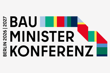 Bayerns Bauminister Christian Bernreiter übergibt Vorsitz der Bauministerkonferenz an den Berliner Bausenator Christian Gaebler