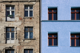 Sanierungsquote 2025: Talfahrt für energetische Gebäudesanierung geht weiter