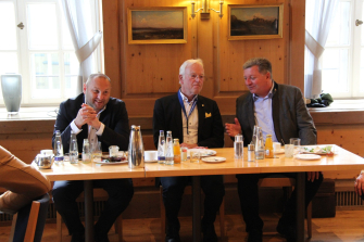 Parlamentarisches Frühstück mit Abgeordneten der CSU Landtagsfraktion und Bauminister Bernreiter